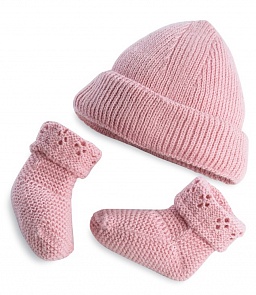 Набор одежды для куклы из серии Elegance 42 см.: розовая шапочка и розовые пинетки (Arias, Т13743)